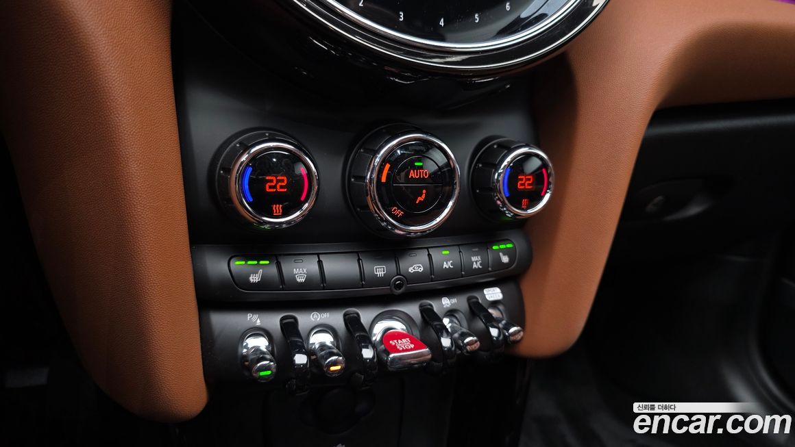 Mini Cooper Convertible 2024