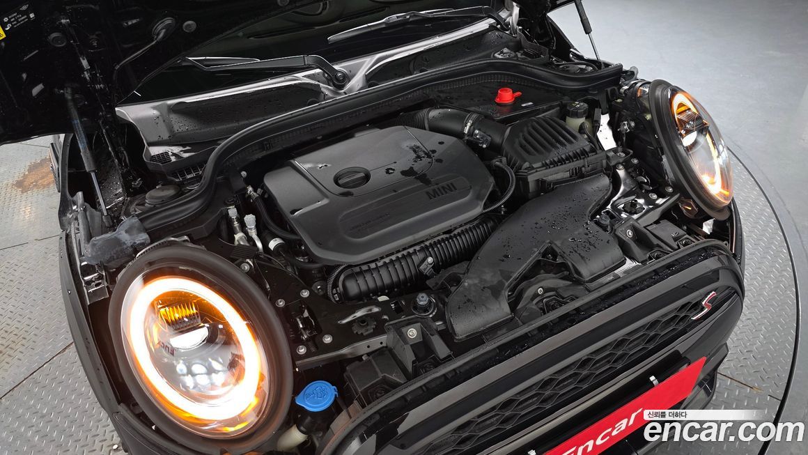 Mini Cooper Convertible 2024