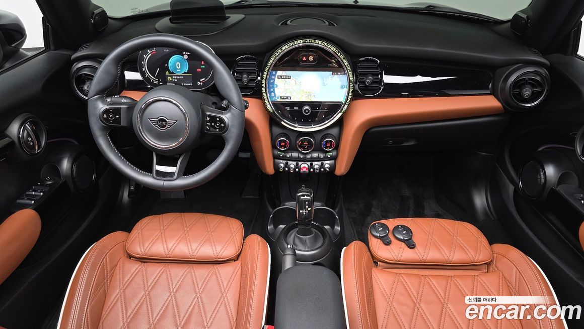 Mini Cooper Convertible 2024