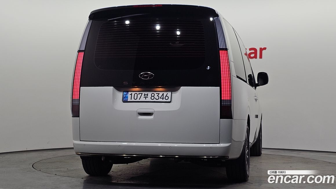 Hyundai Staria 2022