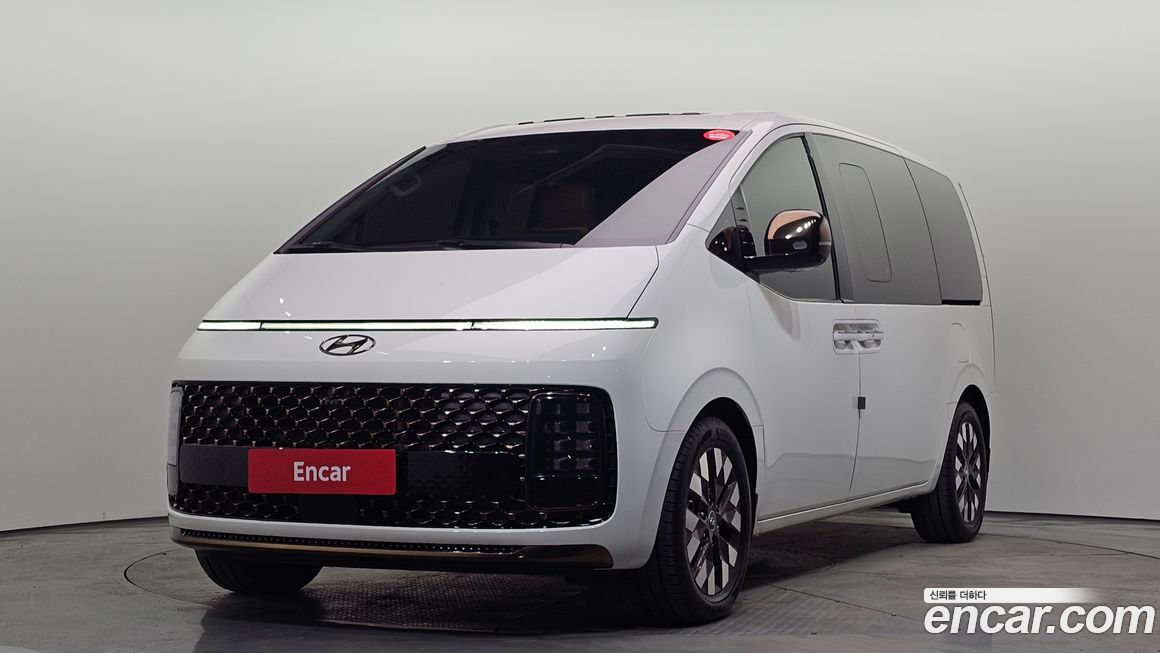 Hyundai Staria 2022
