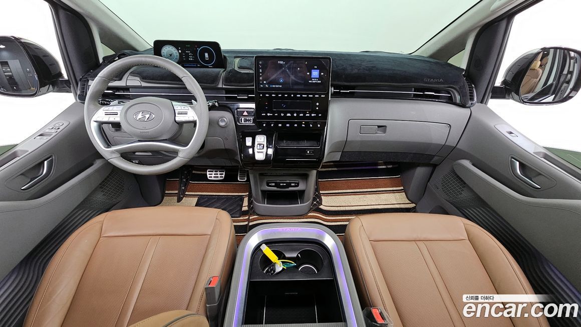 Hyundai Staria 2022
