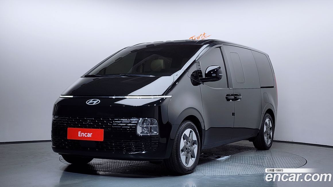 Hyundai Staria 2025