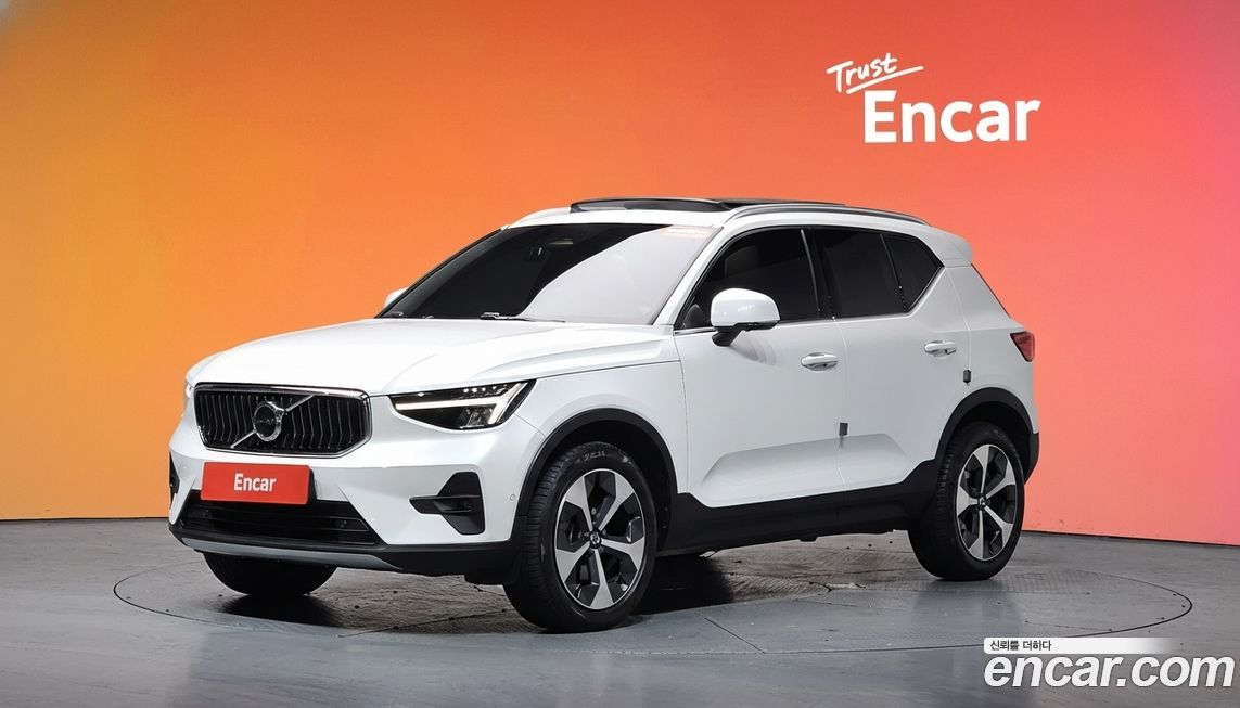 Volvo XC40 2023