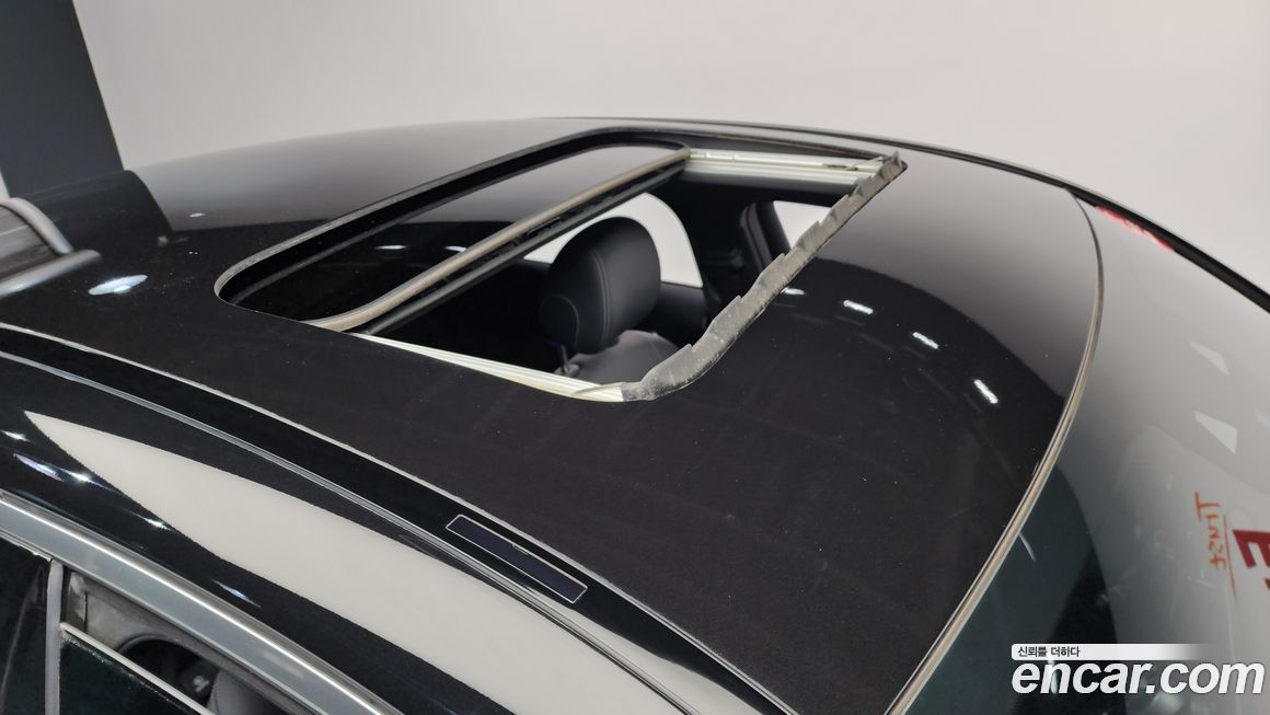 Mercedes-Benz GLC-Class 2021