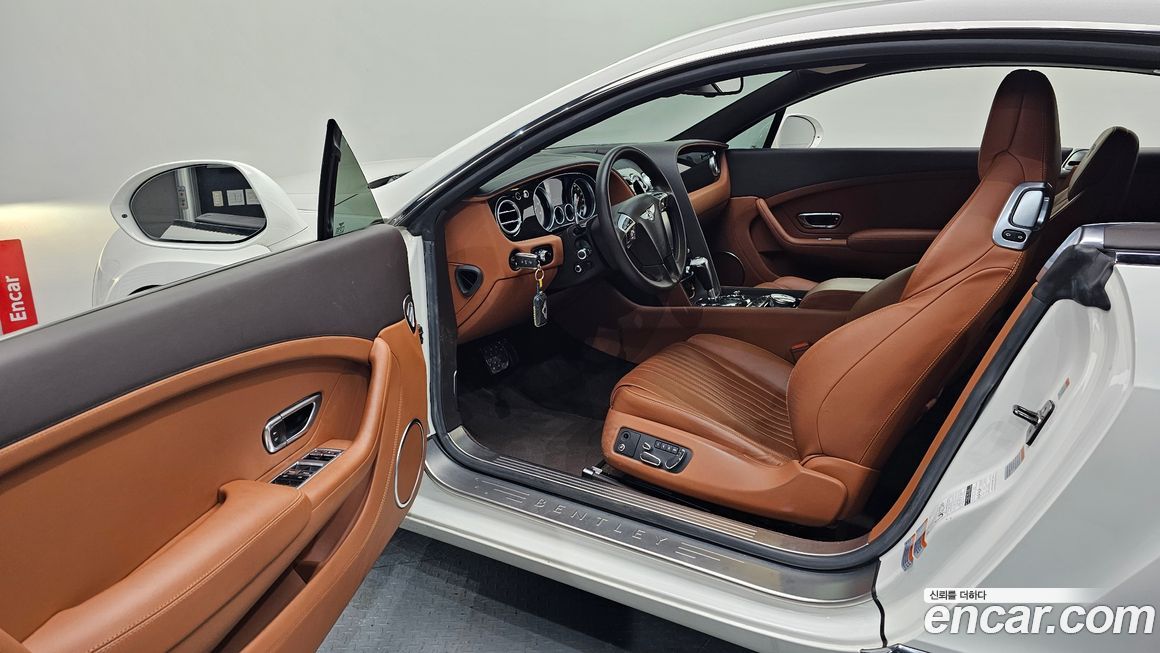 Bentley Continental 2016