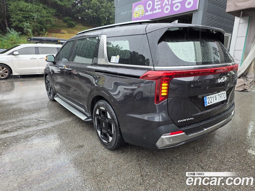 Kia Canival 2025