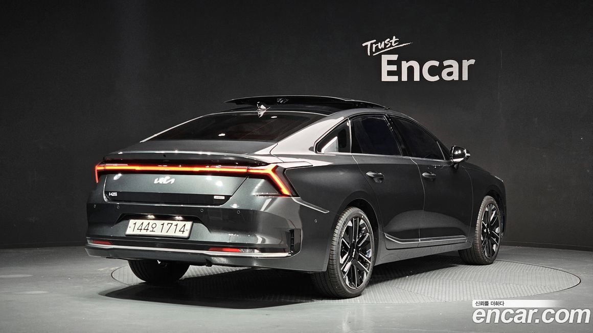 Kia K8 2025
