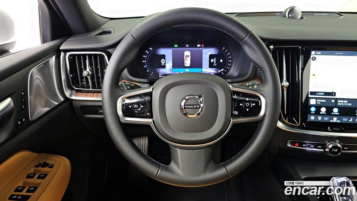 Volvo S60 2024