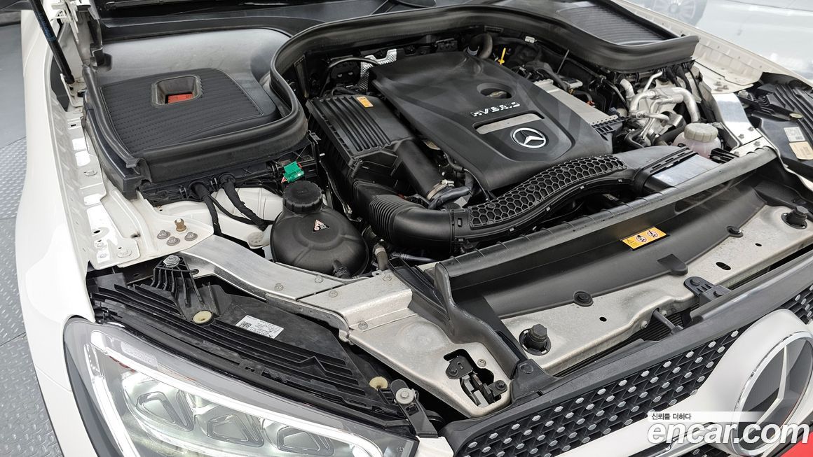 Mercedes-Benz GLC-Class 2022