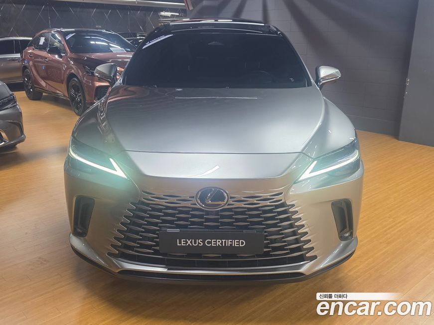 Lexus RX 2023