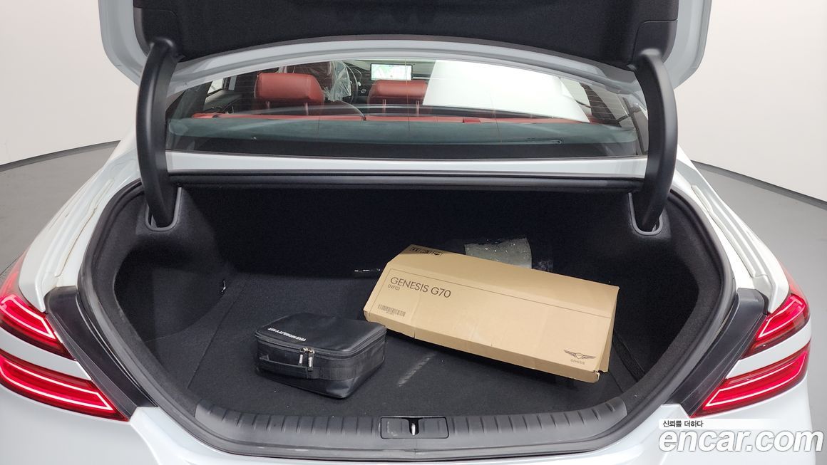 Genesis G70 2025