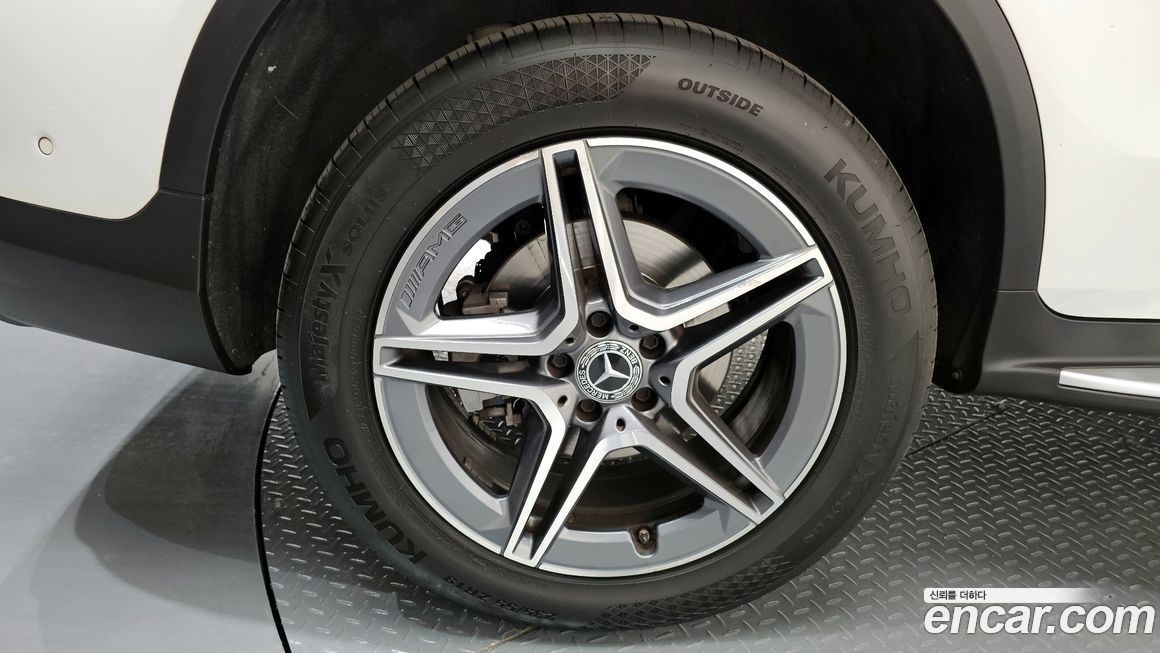 Mercedes-Benz GLC-Class 2022