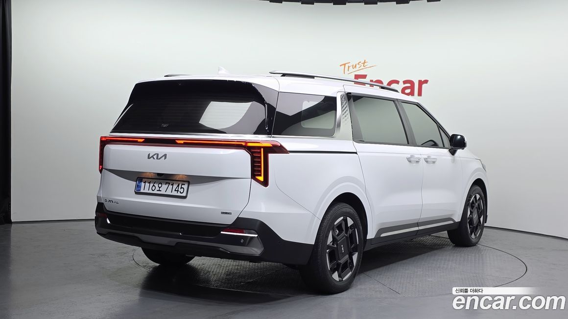 Kia Canival 2024