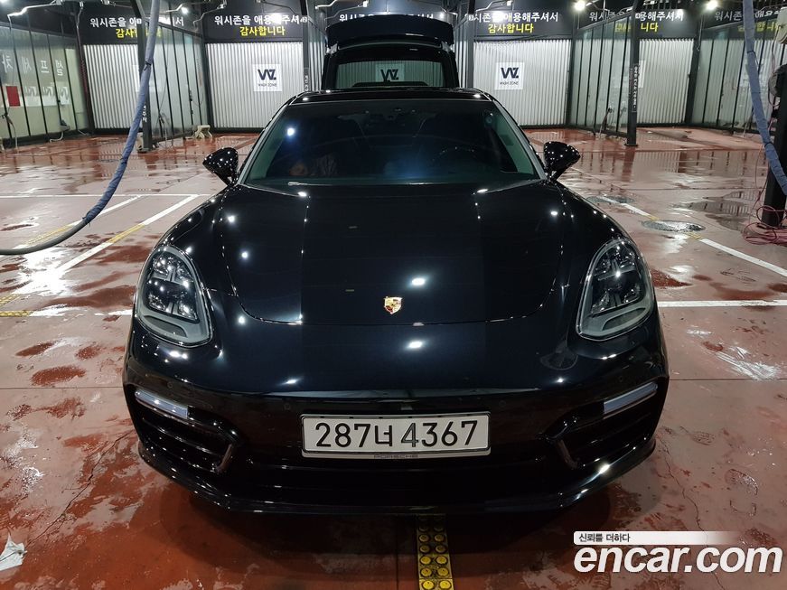 Porsche Panamera 2020