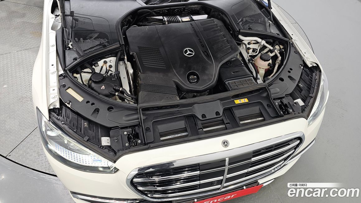 Mercedes-Benz S-Class 2022