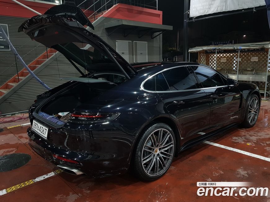 Porsche Panamera 2020