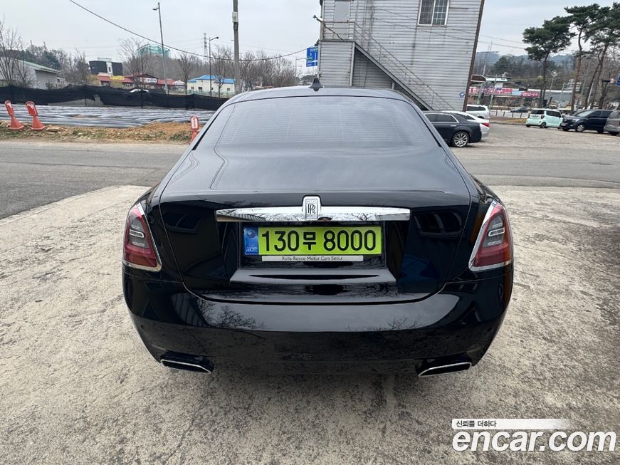 Rolls-Royce Ghost 2023