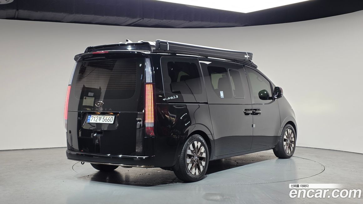 Hyundai Staria 2023
