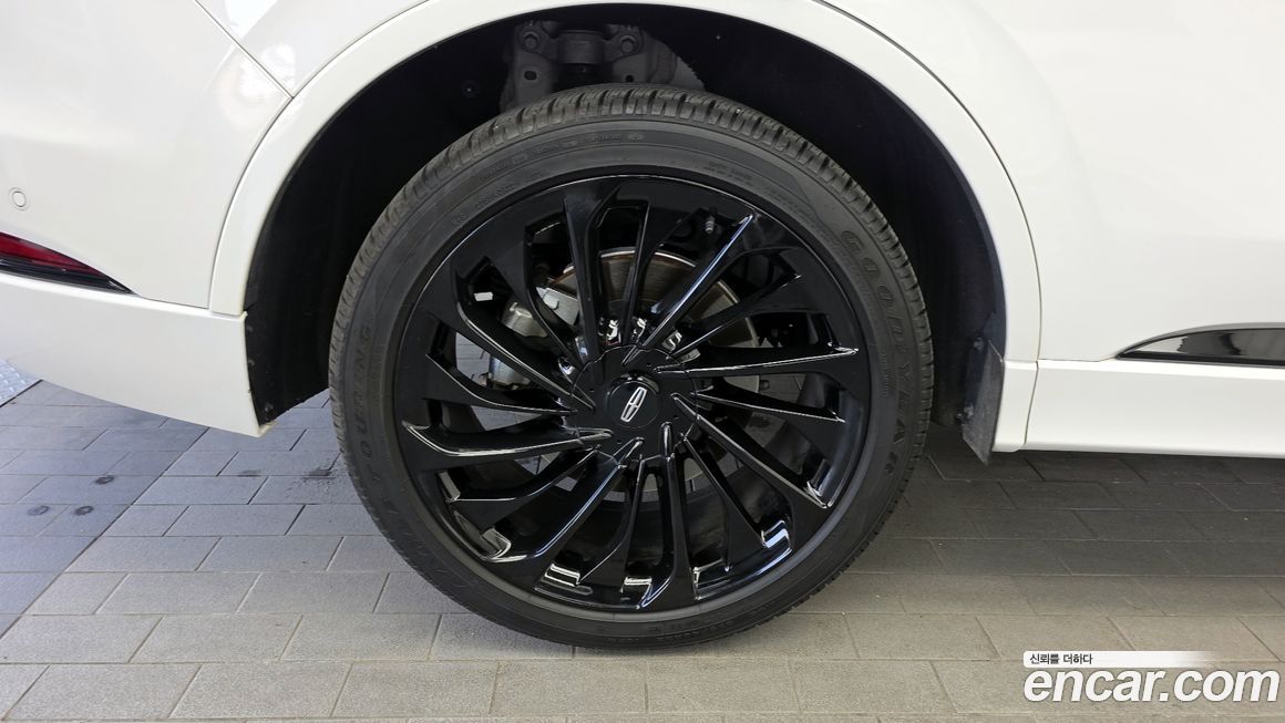 Lincoln Aviator 2023