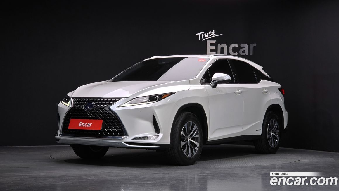 Lexus RX 2021