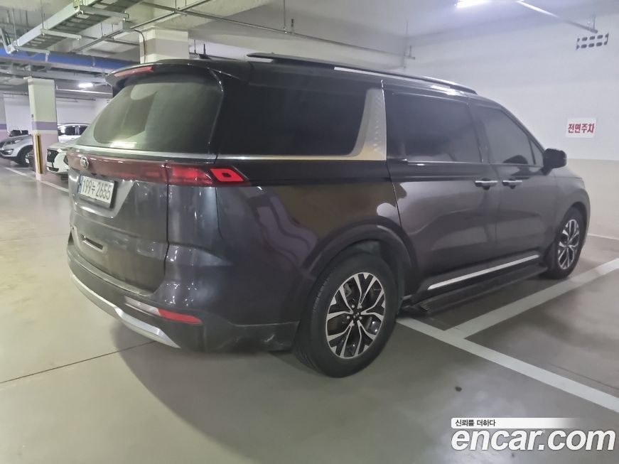 Kia Canival 2021