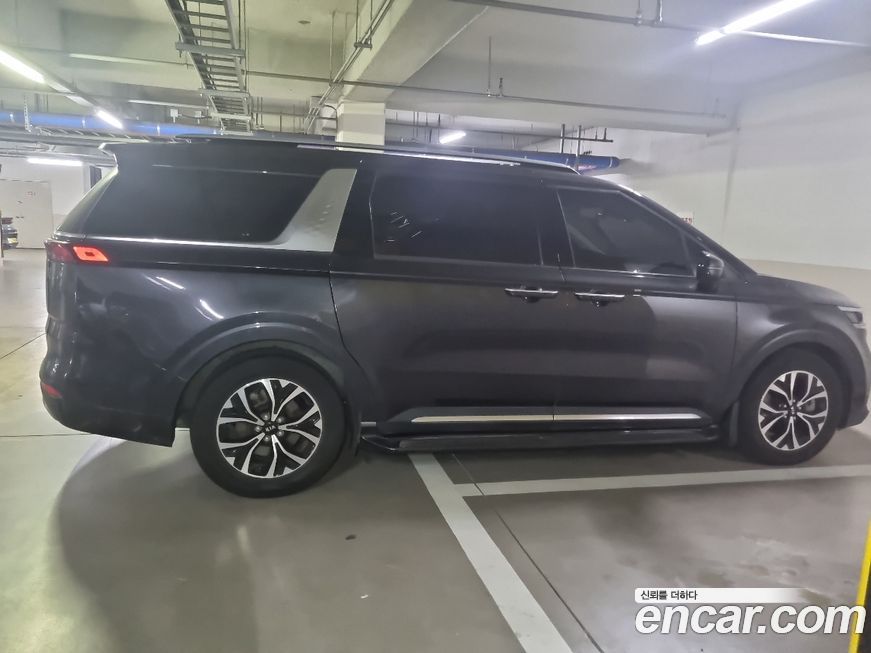 Kia Canival 2021