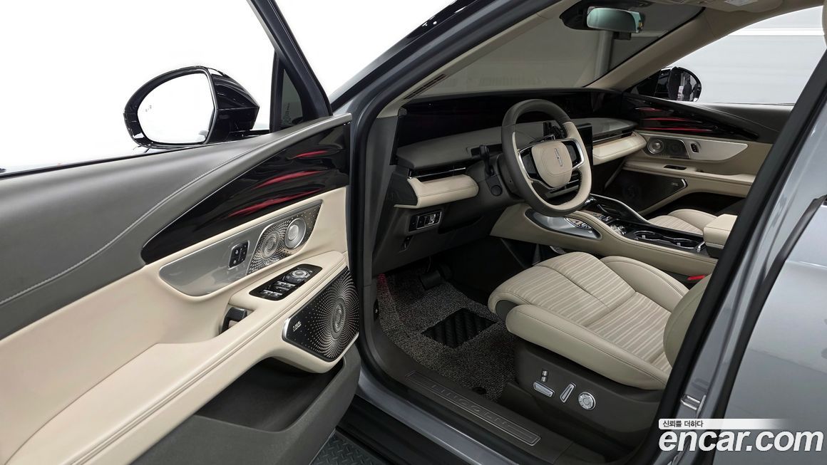 Lincoln Nautilus 2025