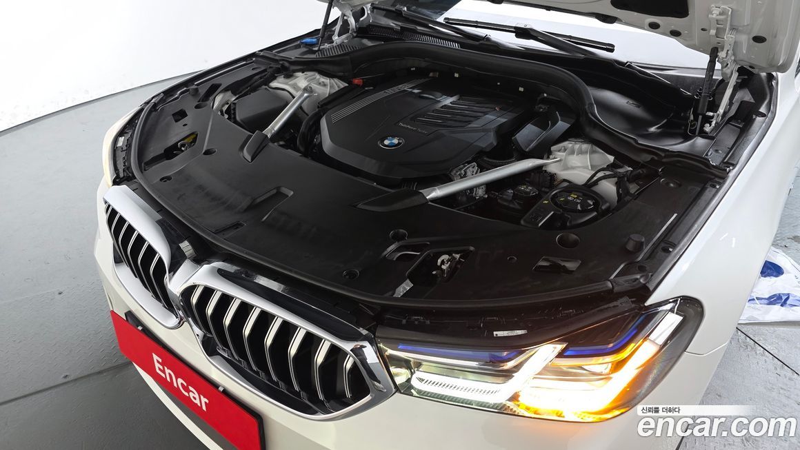 BMW Gran Turismo 2023