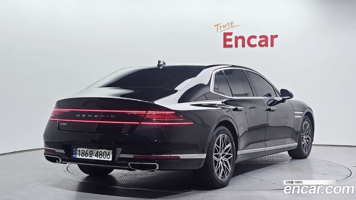 Genesis G90 2023