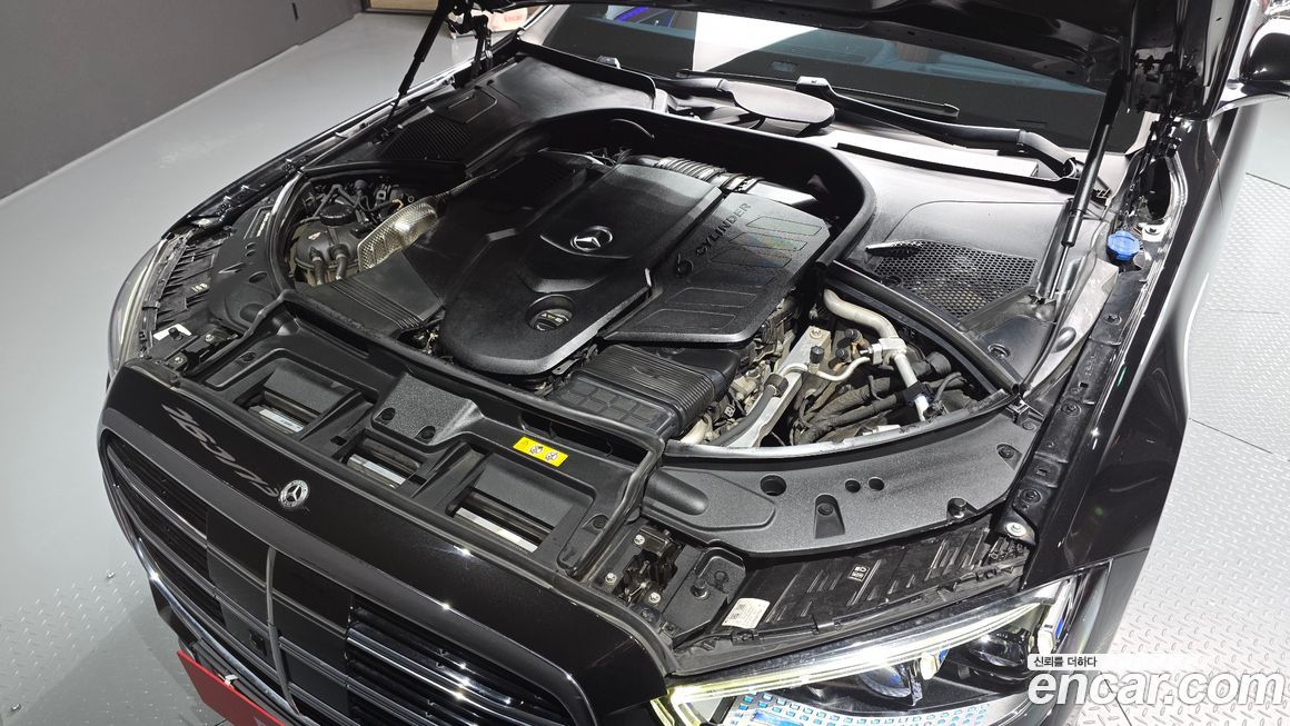 Mercedes-Benz S-Class 2022