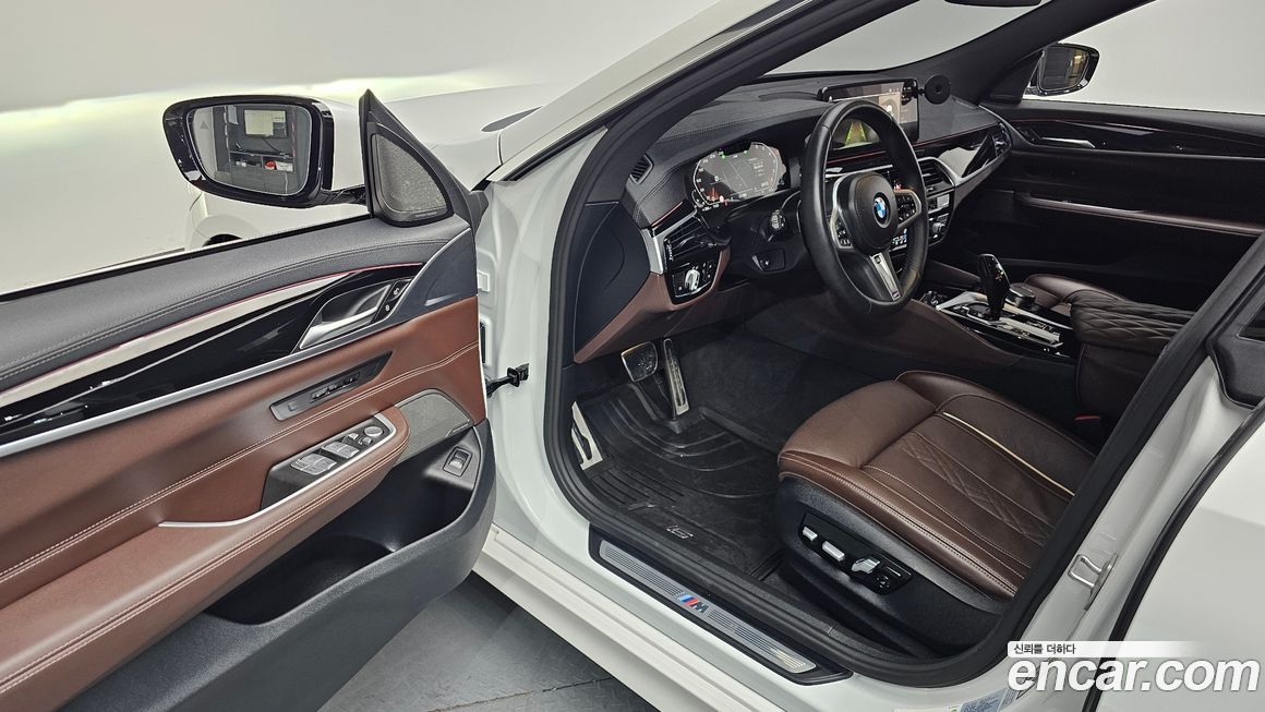 BMW Gran Turismo 2023