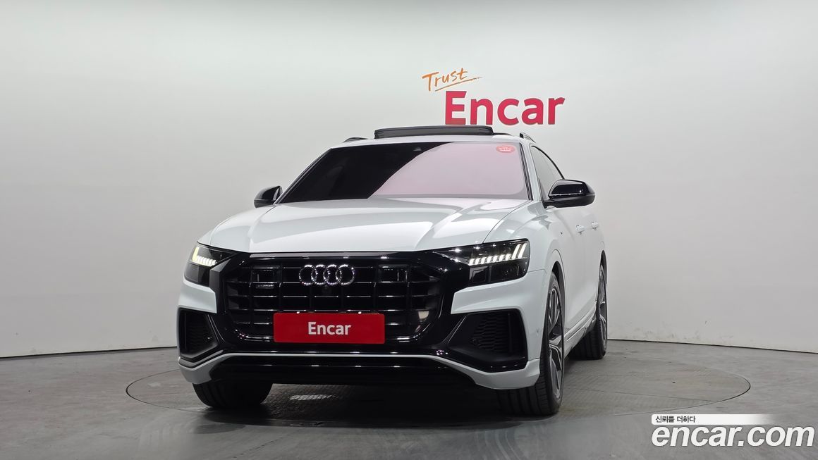 Audi Q8 2021