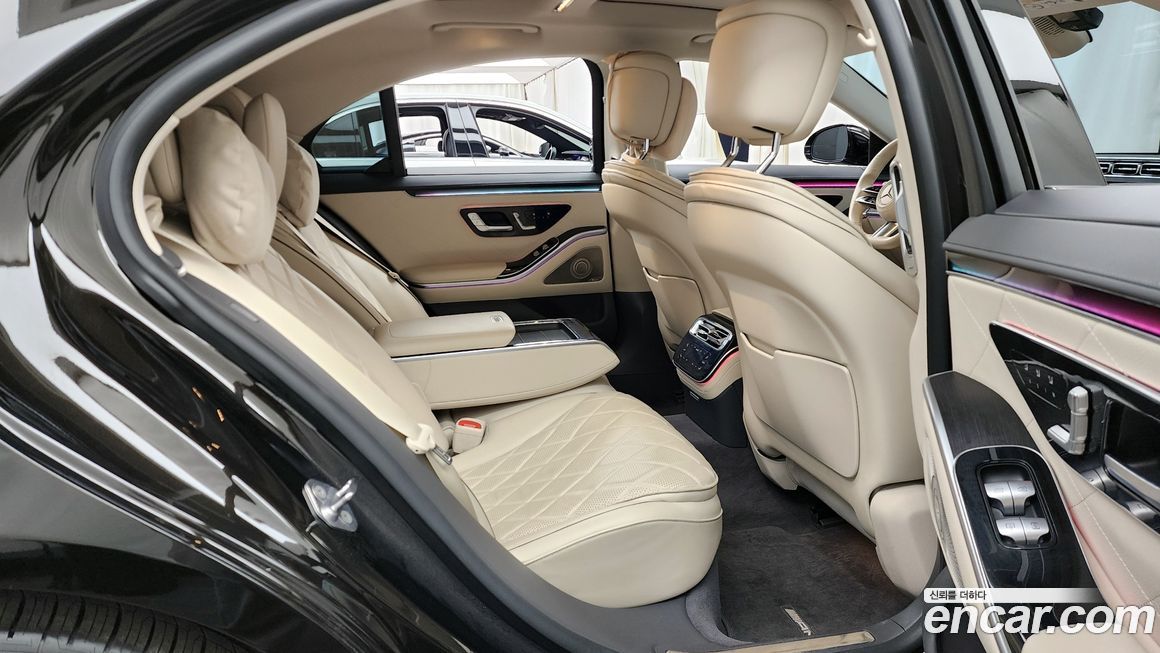 Mercedes-Benz S-Class 2021
