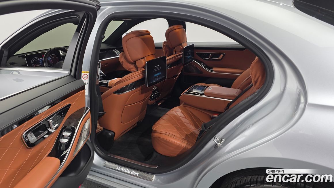 Mercedes-Benz S-Class 2021