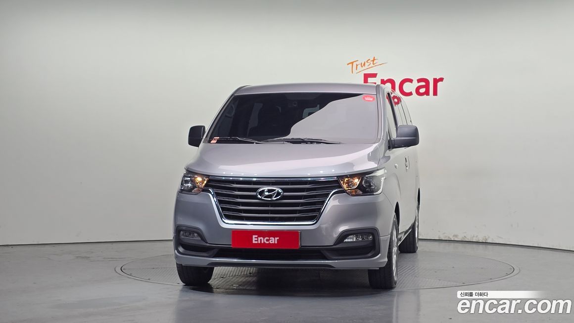 Hyundai Starex 2019