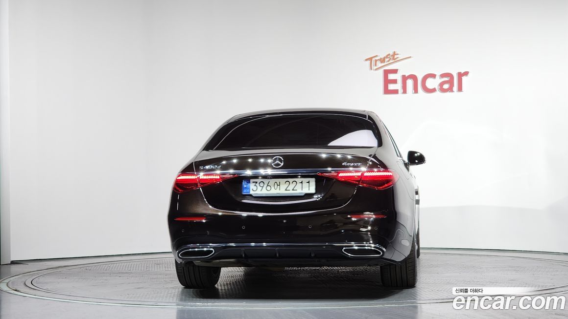 Mercedes-Benz S-Class 2021