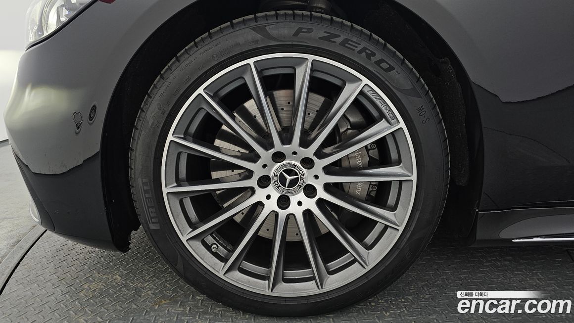 Mercedes-Benz S-Class 2026