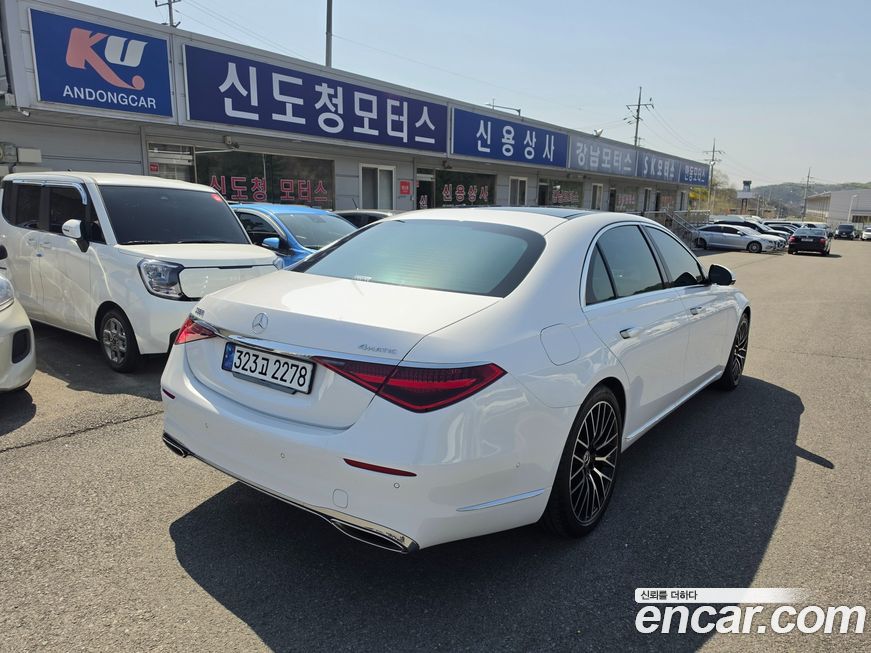 Mercedes-Benz S-Class 2024