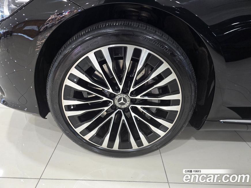 Mercedes-Benz S-Class 2023