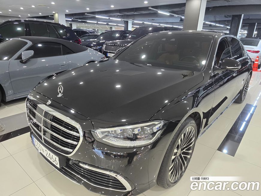 Mercedes-Benz S-Class 2023