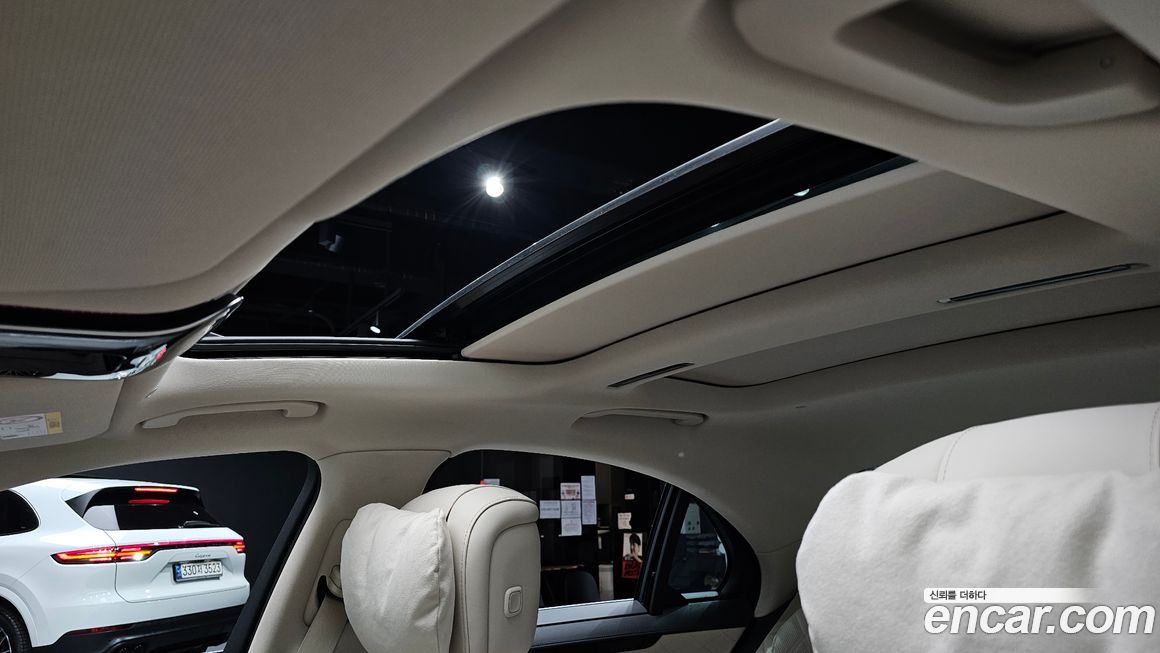 Mercedes-Benz S-Class 2026