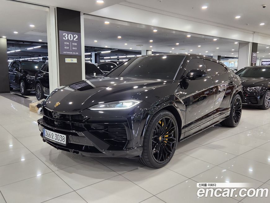 Lamborghini Urus 2025