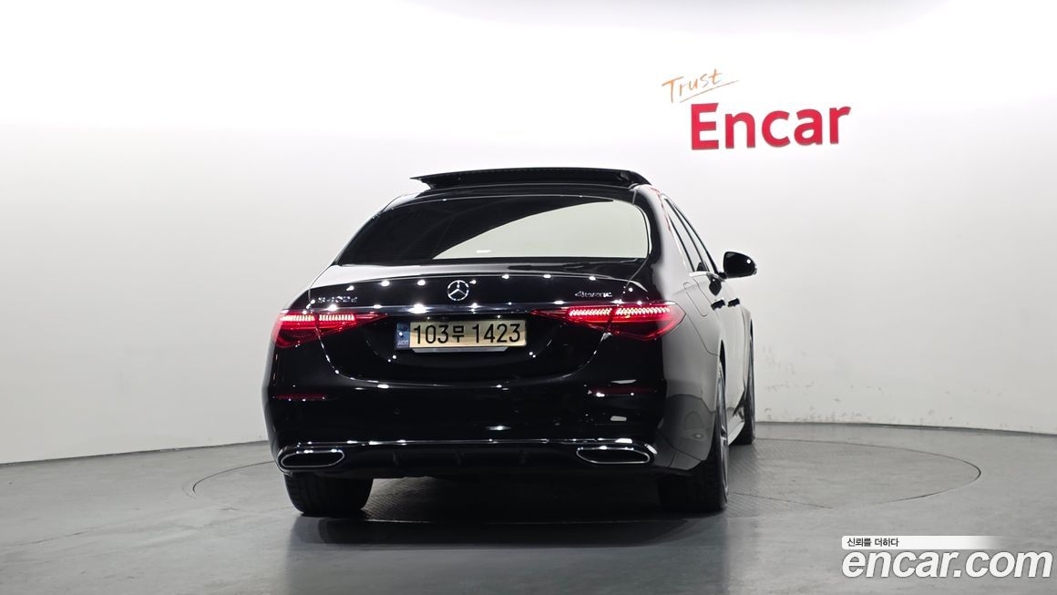 Mercedes-Benz S-Class 2021