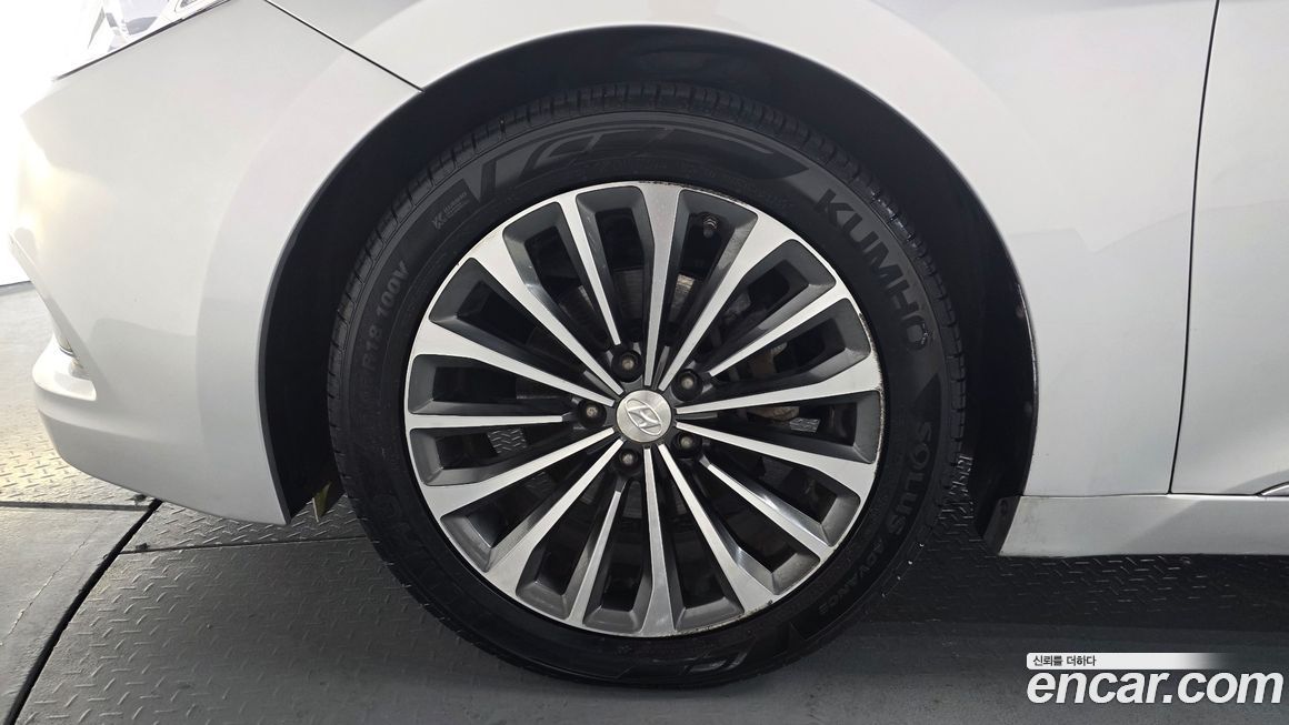 Hyundai Grandeur 2014