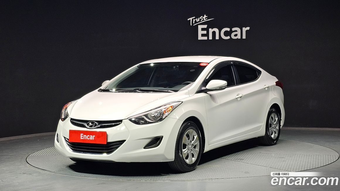 Hyundai AVANTE 2012