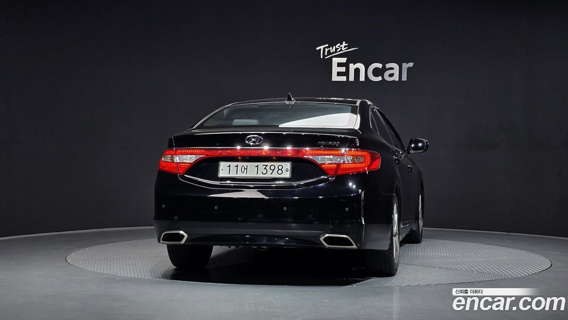 Hyundai Grandeur 2016