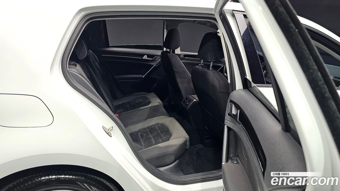 Volkswagen Golf 2014