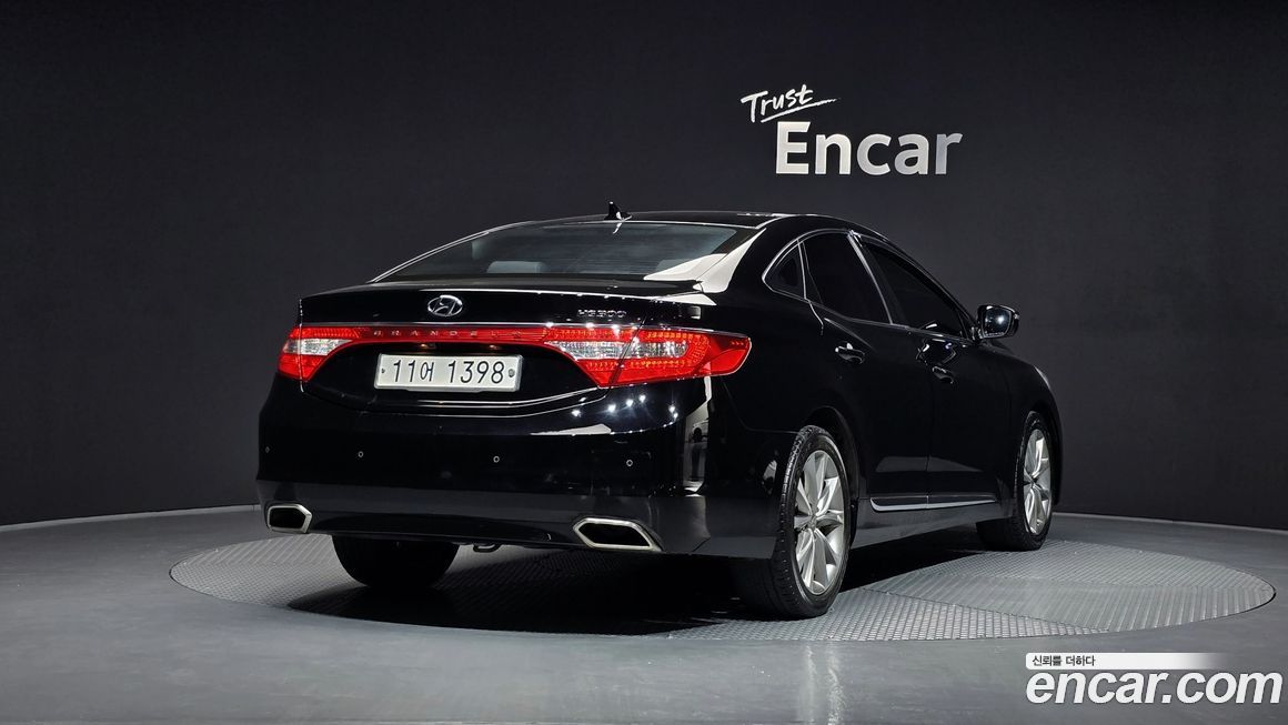 Hyundai Grandeur 2016