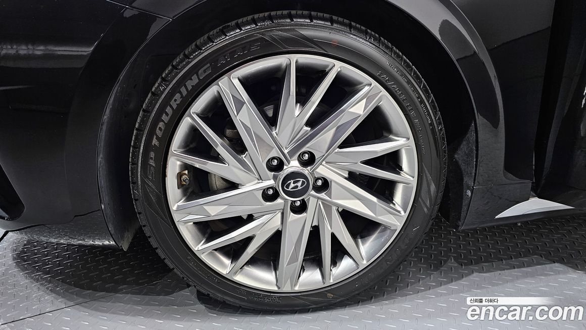 Hyundai Grandeur 2021